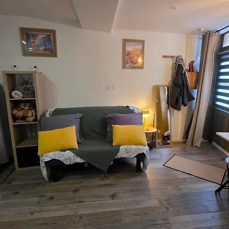 Atypique En Bas Du Chateau Apartment *