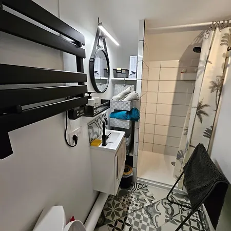 Atypique Deux Pieces Au Village Apartment *