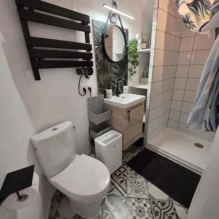 Appartement Atypique En Bas Du Chateau